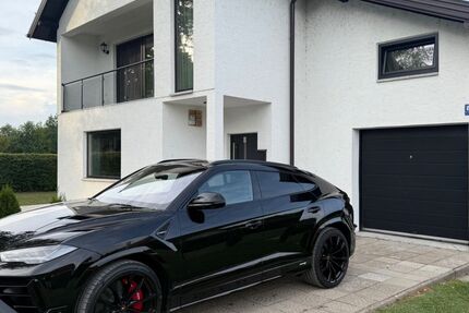 Lamborghini Urus 25.000 km 279.999 € Haimhausen 85778