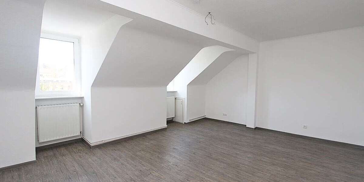 Etagenwohnung Kassel Südstadt - 3 Zimmer, 82 m&sup2;, 690&euro; | Angebot:27131597