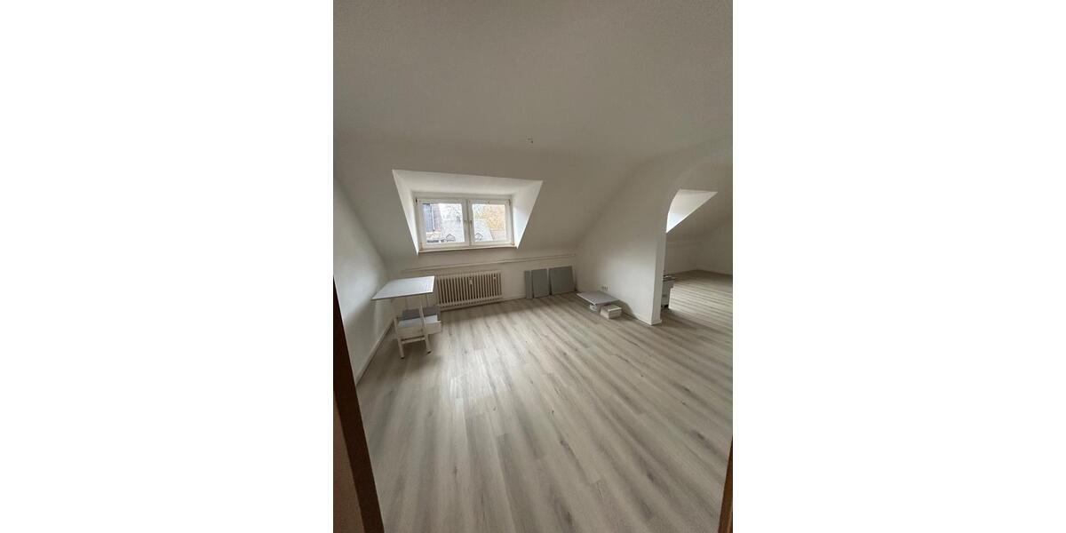 Dachgeschoßwohnung Prüm - 5 Zimmer, 85 m&sup2;, 850&euro; | Angebot:26234485