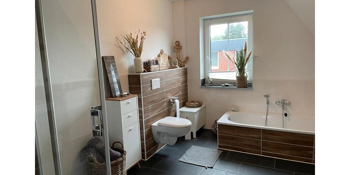 Etagenwohnung Niebüll - 4 Zimmer, 104 m&sup2;, 1.040&euro; | Angebot:26414294