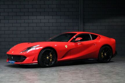 Ferrari 812