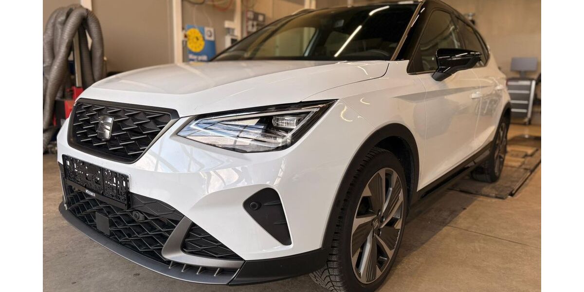 Seat Arona 10.699 km 19.500 &euro; Memmingen 87700