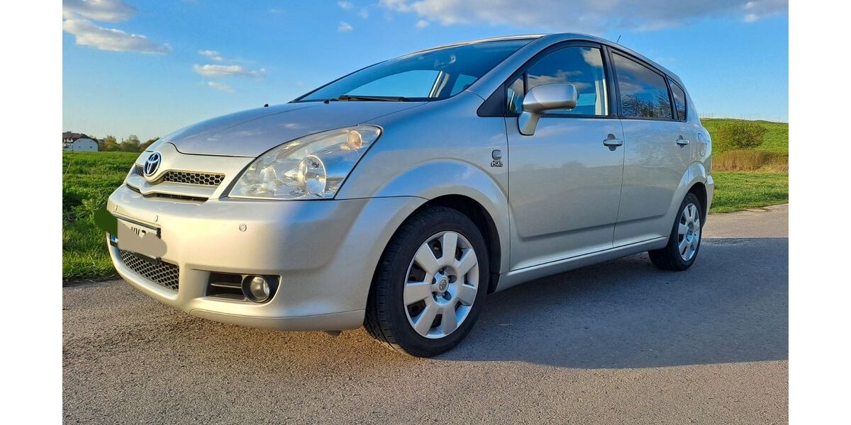 Toyota Corolla Verso 297.400 km 2.990 &euro; Schönefeld 12529