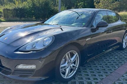 Porsche Panamera 202.000 km 22.000 € Neuss 41470
