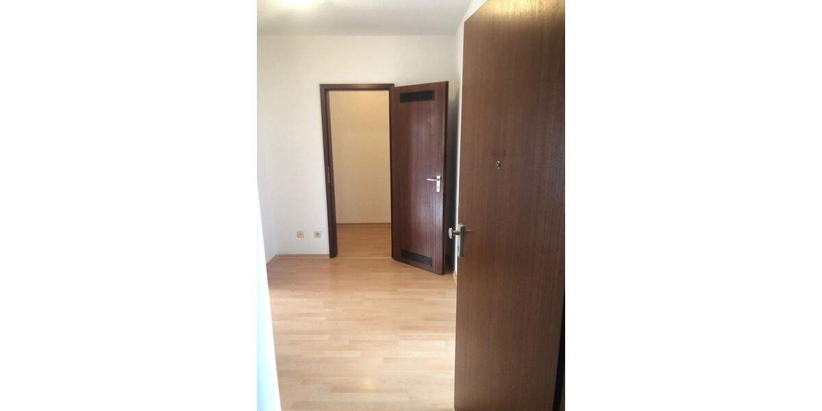 Etagenwohnung Mannheim Neckarau - 2 Zimmer, 61 m&sup2;, 635&euro; | Angebot:25782543