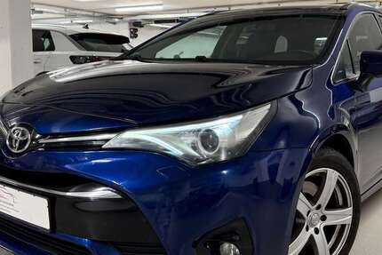 Toyota Avensis 223.900 km 8.499 &euro; Frankfurt am Main 60386