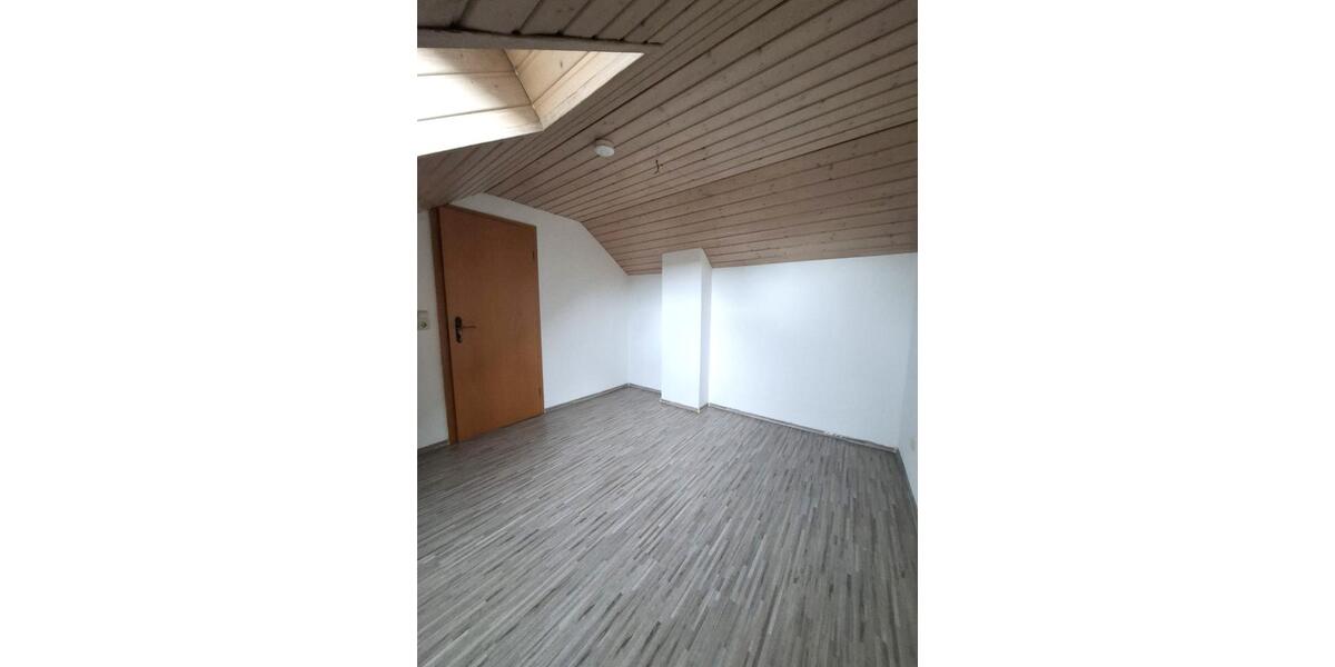 Maisonettenwohnung Deggendorf - 2.5 Zimmer, 77 m&sup2;, 245.000&euro; | Angebot:26888075