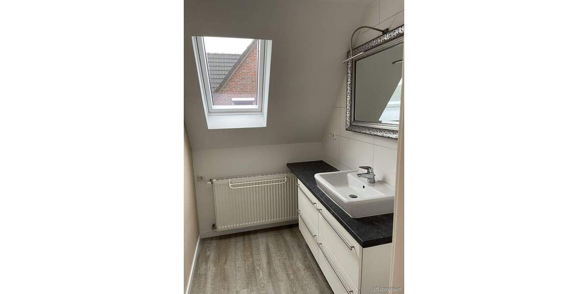 Einfamilienhaus Bockhorn - 6 Zimmer, 140 m&sup2;, 299.000&euro; | Angebot:24544544