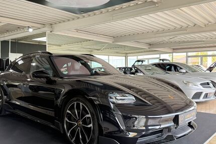 Porsche Taycan 7.981 km 96.990 &euro; Tamm 71732