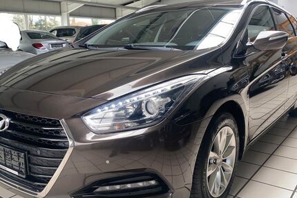 Hyundai i40 236.175 km 8.900 &euro; Großefehn 26629