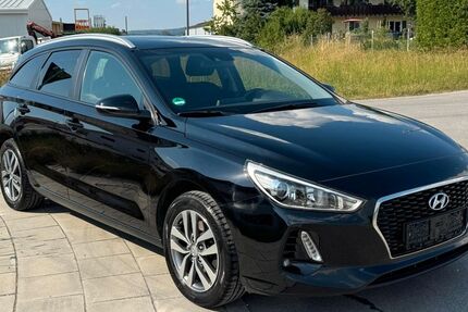 Hyundai i30 122.000 km 9.900 &euro; Wielenbach 82407