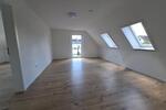 Dachgeschoßwohnung Geisenhausen - 4 Zimmer, 91 m&sup2;, 990&euro; | Angebot:26636176