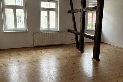 *Attraktive 3-Raum Altbauwohnung mit Balkon & Stellplatz* 3 zimmer