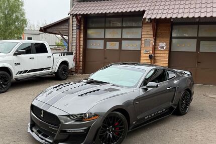 Ford Mustang 35.900 km 41.900 € Isernhagen 30916