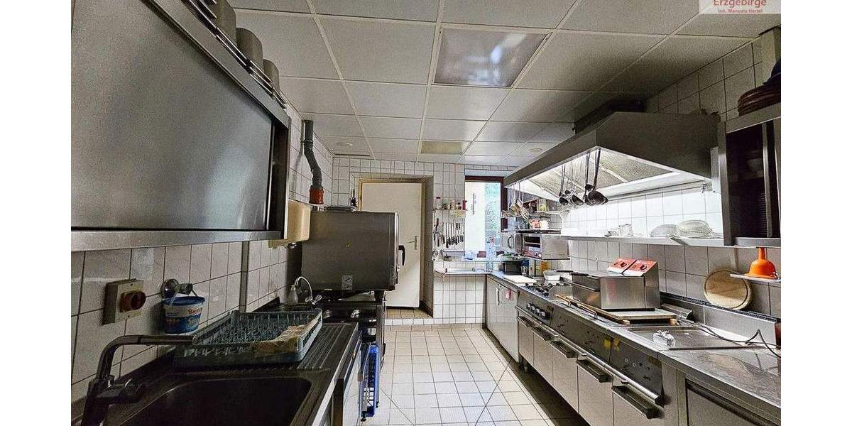 Mehrfamilienhaus, Wohnhaus Grünhain / Beierfeld Grünhain - 8 Zimmer, 200 m&sup2;, 269.000&euro; | Angebot:25688219