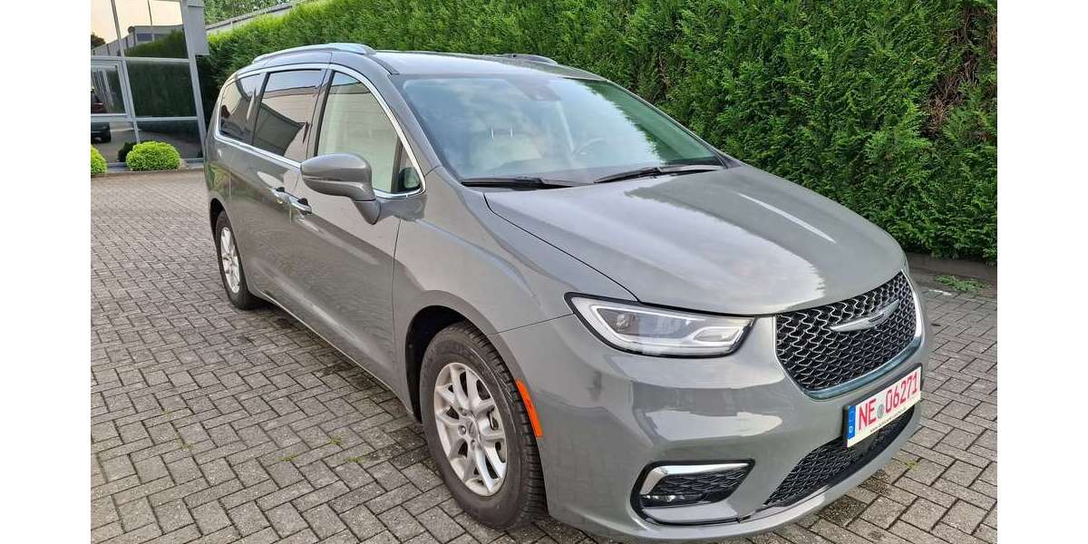 Chrysler Pacifica 58.155 km 29.990 &euro; Jüchen 41363