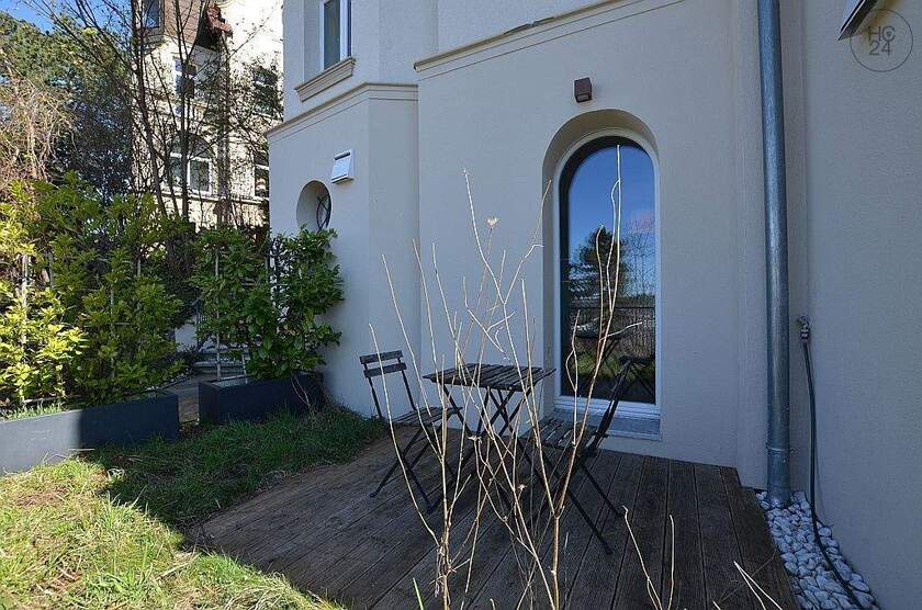 Sehr schön möbliertes Apartment in toller Aussichtslage in Stuttgart Süd 1 zimmer