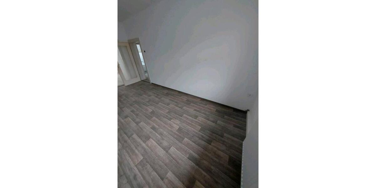 Etagenwohnung Thiersheim - 3 Zimmer, 75 m&sup2;, 650&euro; | Angebot:26273999