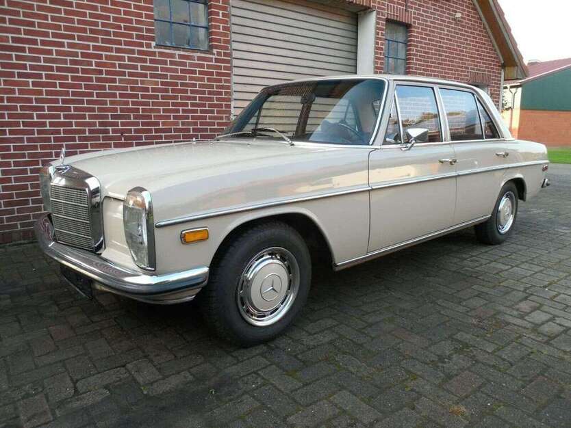 220