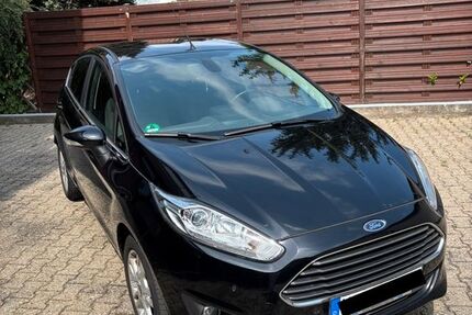 Ford Fiesta 123.430 km 5.800 &euro; Neuss 41468