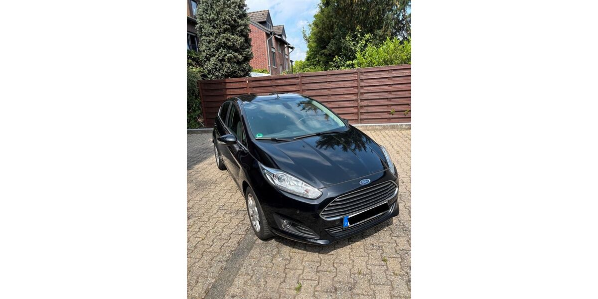Ford Fiesta 123.430 km 5.800 &euro; Neuss 41468