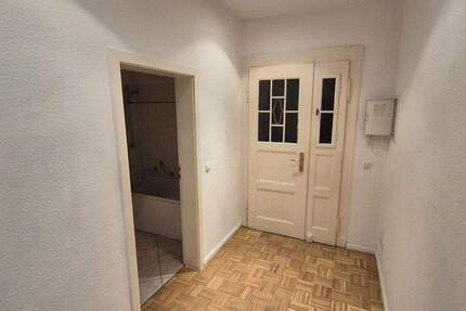 Weihnachten im neuen Heim?! 1,5 ZKB + schöner Balkon 51 qm saniert sucht SIE! 1 zimmer