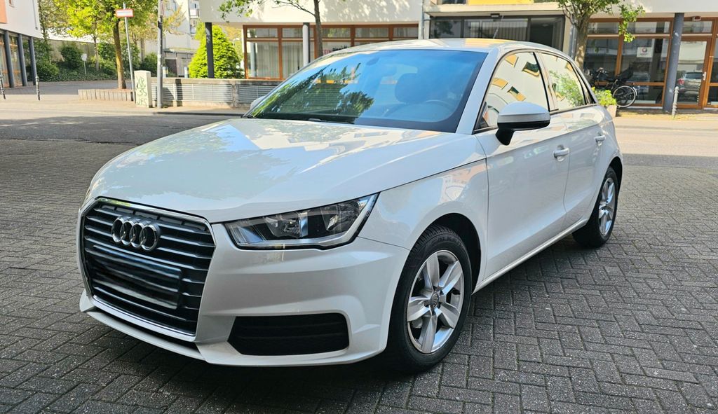 Audi A1 82.000 km 11.990 &euro; Köln 50674