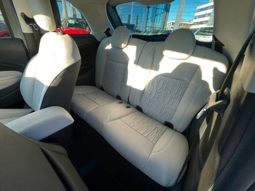 Fiat 500e la Prima LED/Sitzheizung/Kamera/ACC 15.500 km 22.900 € Backnang, 71522