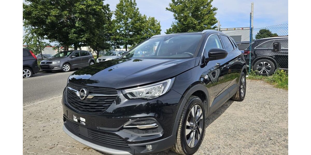 Opel Grandland (X) 160.000 km 12.900 &euro; Berlin 12099