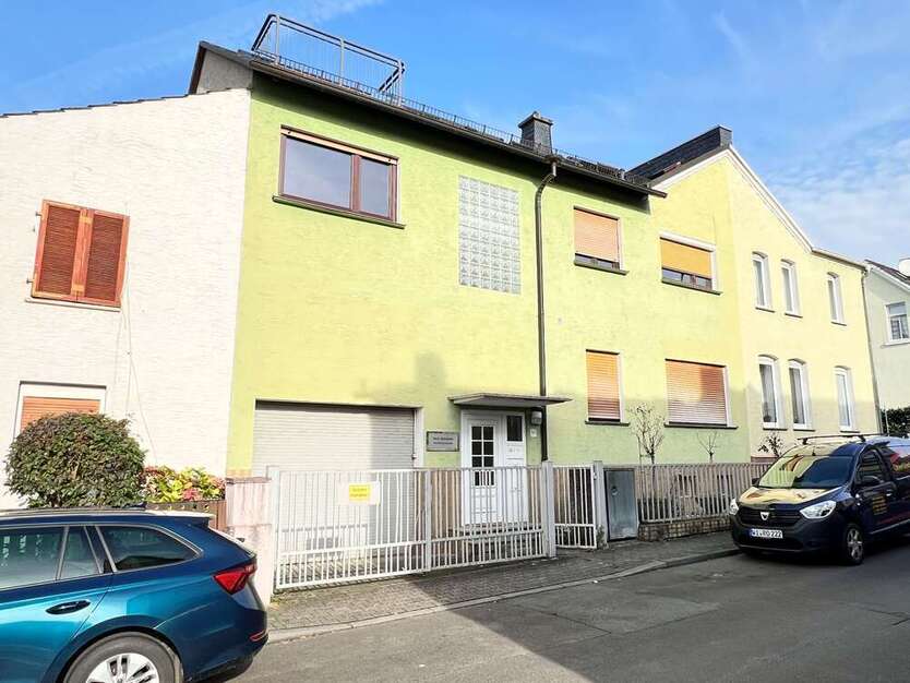 Haus zum Kaufen in Wiesbaden 694.000 € 185 m²
