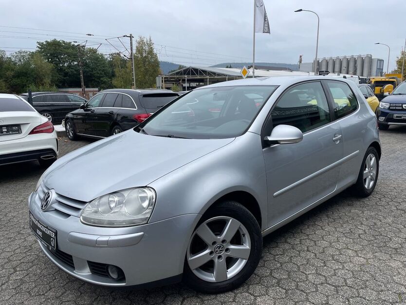 VW Golf 293.000 km 990 € Konz 54329