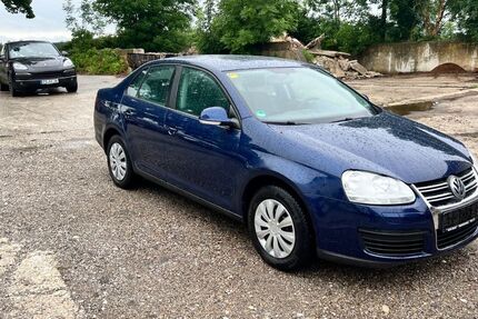 VW Jetta 145.000 km 3.099 &euro; Neufahrn 85375