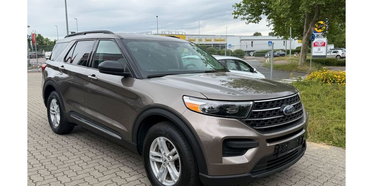 Ford Explorer 129.500 km 24.900 &euro; Stade 21682