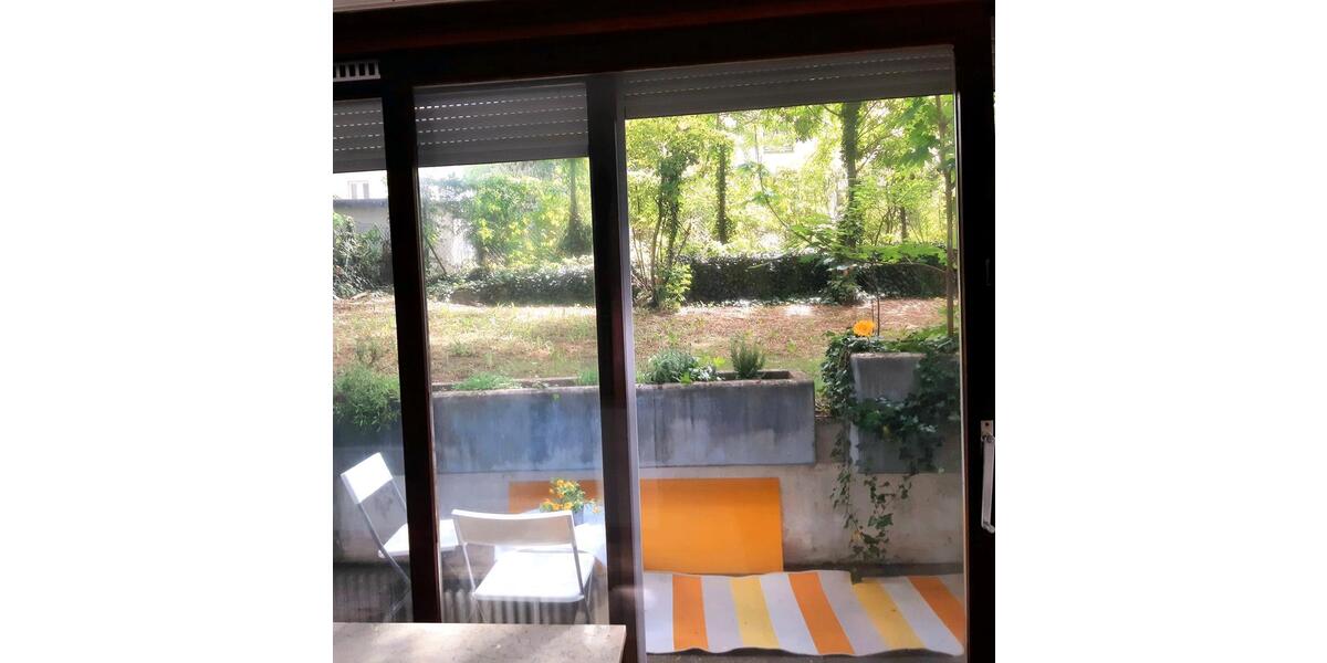 Etagenwohnung Regensburg Brandlberg - 1 Zimmer, 30 m&sup2;, 450&euro; | Angebot:26680223