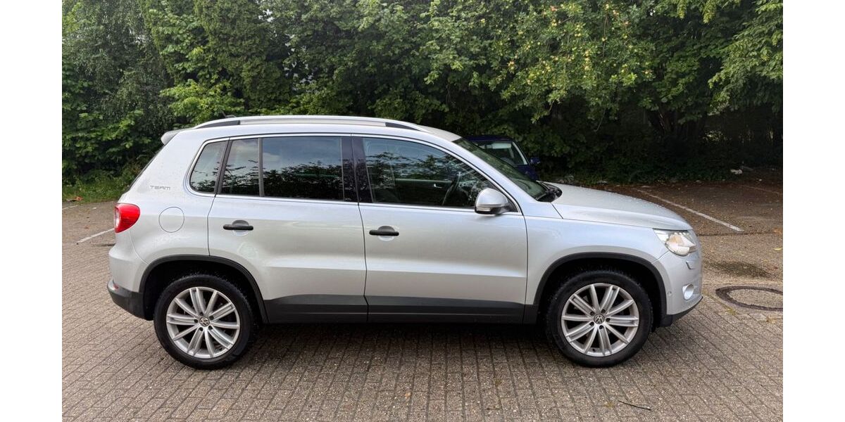 VW Tiguan 204.000 km 7.900 &euro; Wilhelmshaven 26382