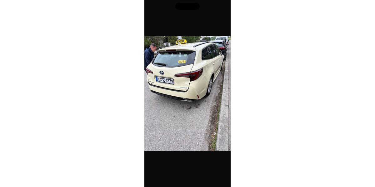 Toyota Corolla 102.000 km 22.000 &euro; München 81766