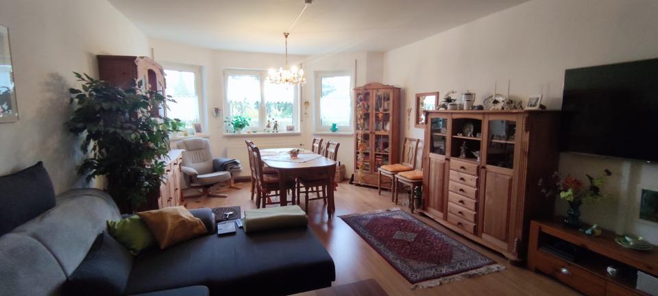 Etagenwohnung Grünberg - 3 Zimmer, 90 m&sup2;, 229.000&euro; | Angebot:24716036