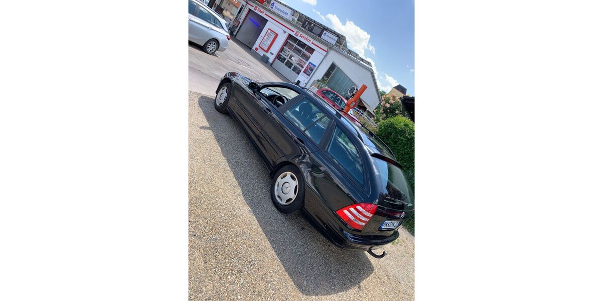 Mercedes-Benz C 200 200.000 km 2.150 &euro; steinau 36396