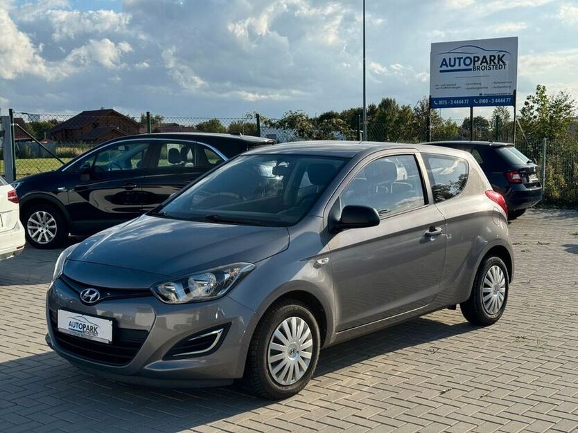 i20