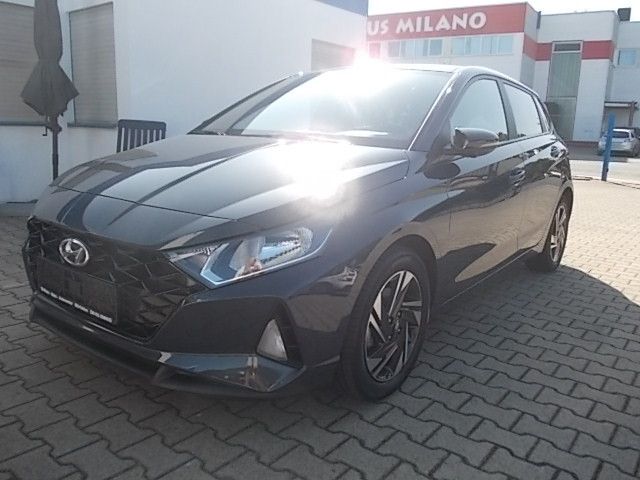 Hyundai i20 21.000 km 14.900 &euro; Mörfelden 64546