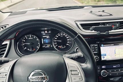 Nissan Qashqai 119.151 km 8.700 &euro; Berlin 10318