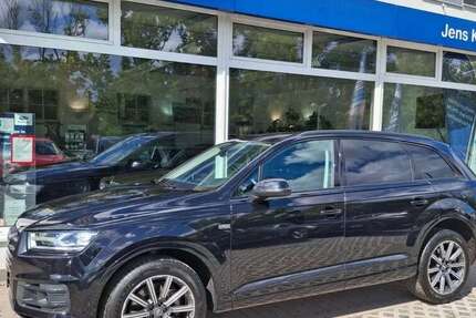 Audi Q7 221.074 km 26.450 € Plauen 08523