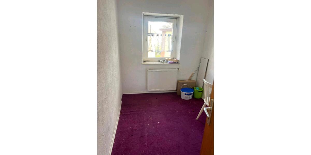 Reihenhaus Nußbach - 6 Zimmer, 150 m&sup2;, 60.000&euro; | Angebot:27054192