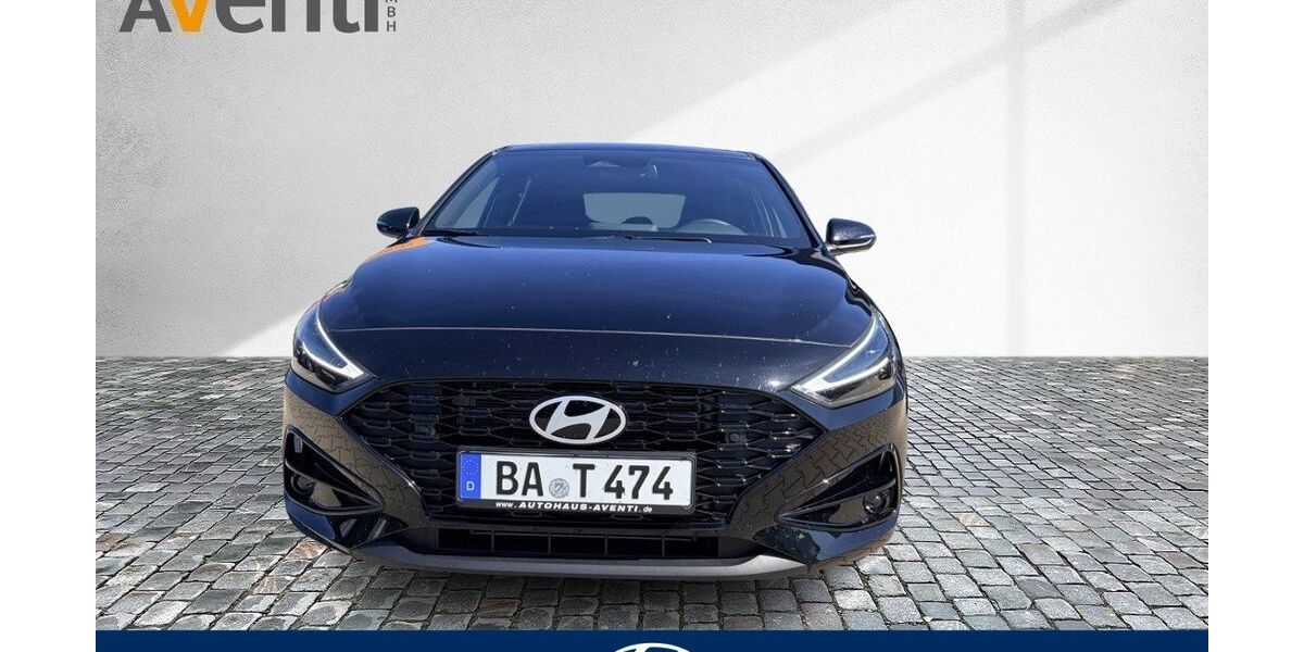 Hyundai i30 2.290 km 27.850 &euro; Bamberg 96052