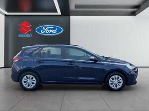 Hyundai i30 Select*Navigations-Paket*PDC*KAM*Apple* 29.100 km 13.390 &euro; Nidderau 61130