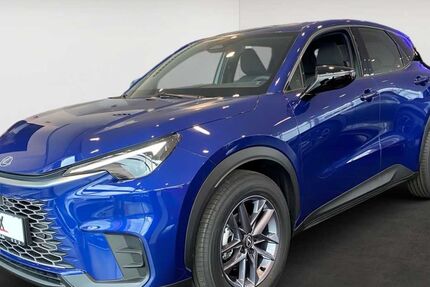 Lexus LBX 1.500 km 30.444 &euro; Petersberg 36100