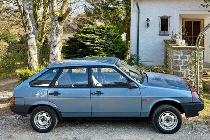 Lada Samara