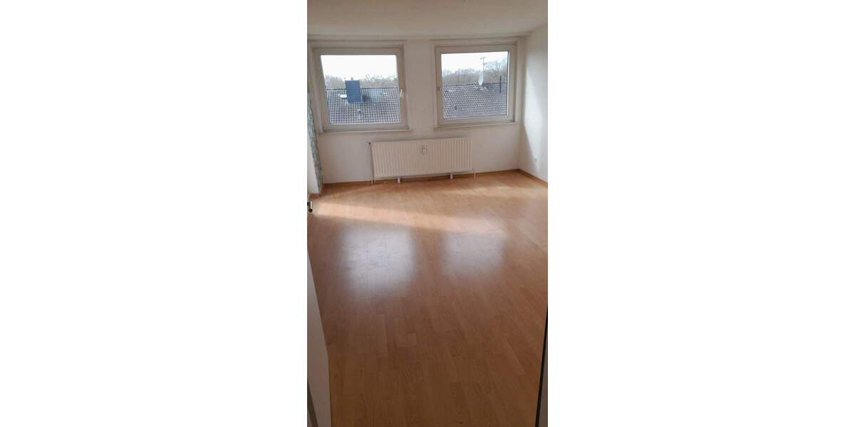 Etagenwohnung Dollern - 4 Zimmer, 85 m&sup2;, 890&euro; | Angebot:25878435