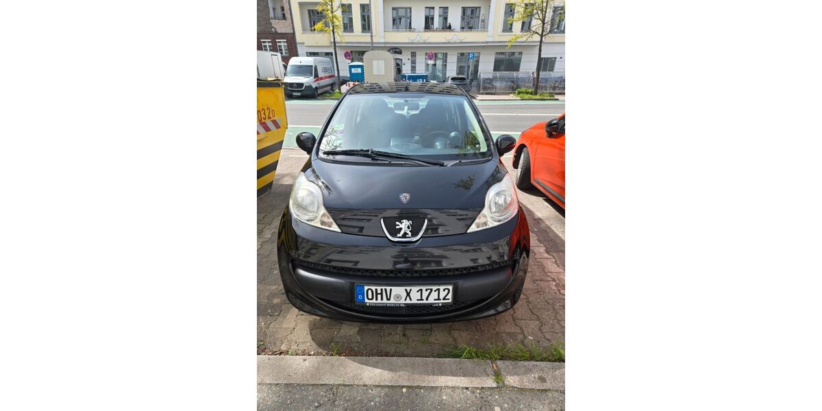 Peugeot 107 191.000 km 2.850 &euro; Berlin (Charlottenburg) 10587