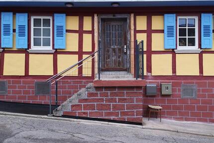 Haus Oberzent - 9 Zimmer, 260 m&sup2;, 499.000&euro; | Angebot:25612571